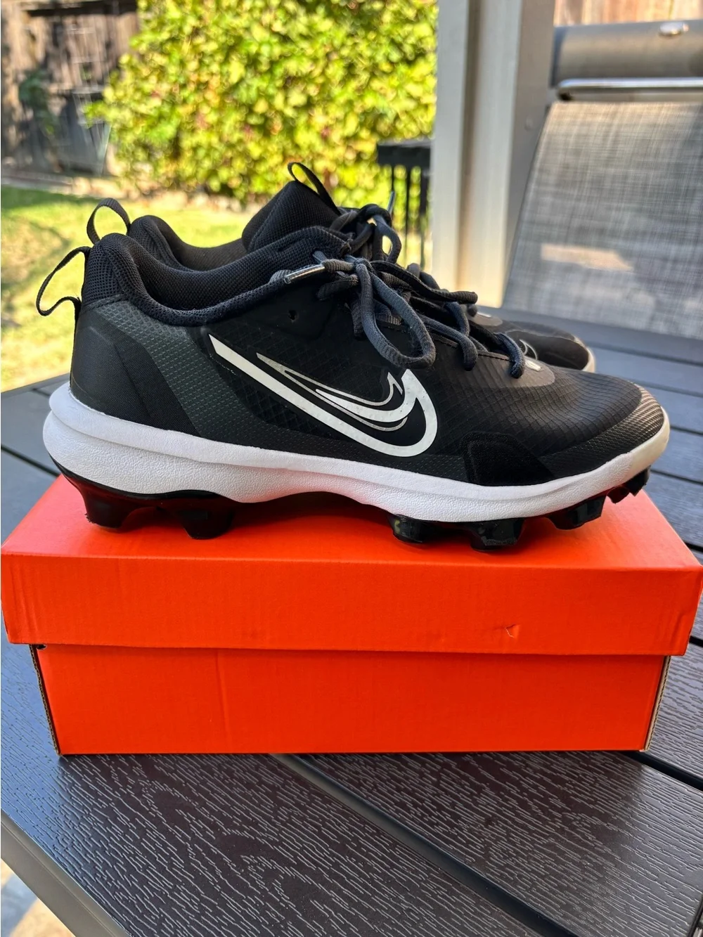 Nike Boy's Force Trout 9 Pro Molded Baseball Cleats .Size 5Y